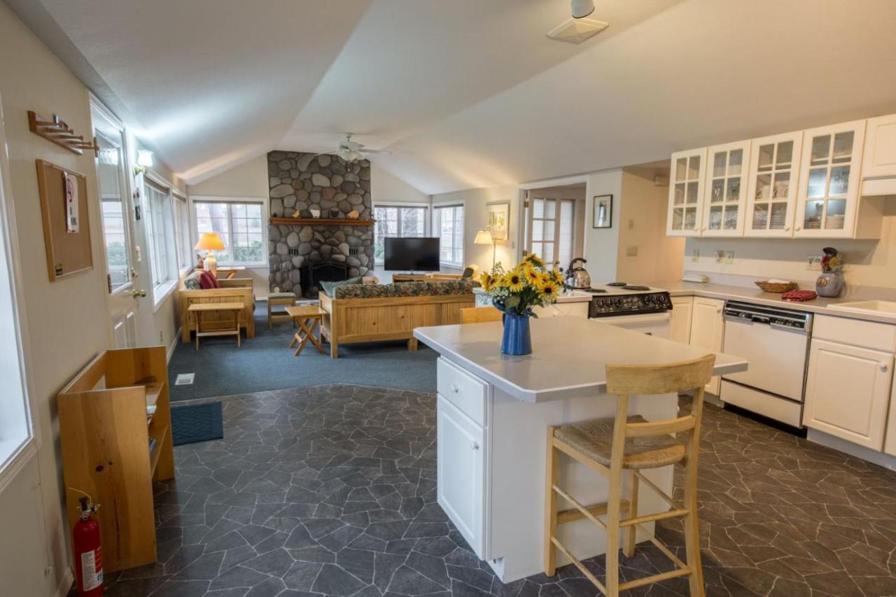Pine Street Cottage ซิสเตอร์ส ภายนอก รูปภาพ